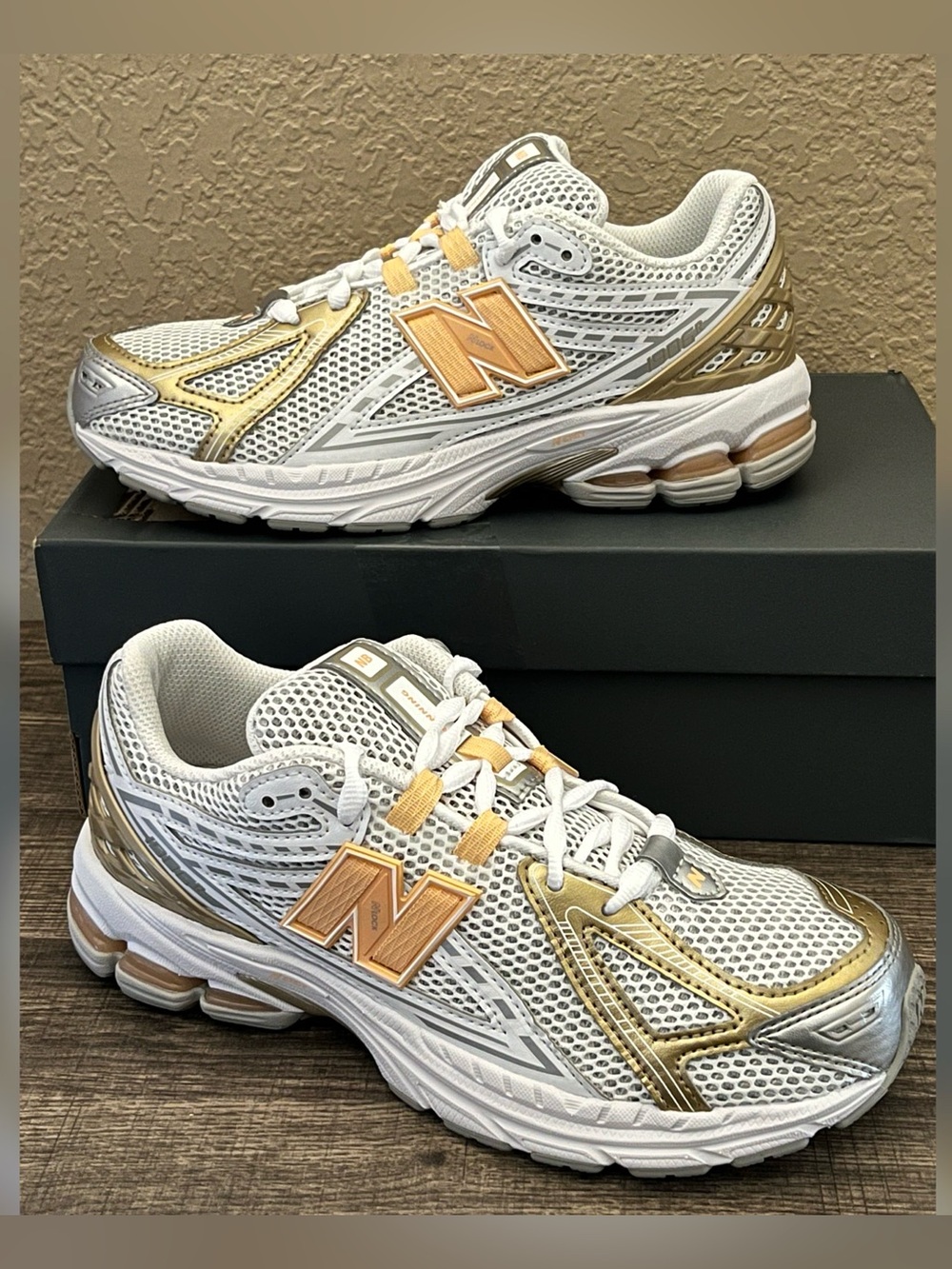 New Balance 1906R Big Kids 'Silver Metallic Peach Bloom' Shoes Girl Size-6.5